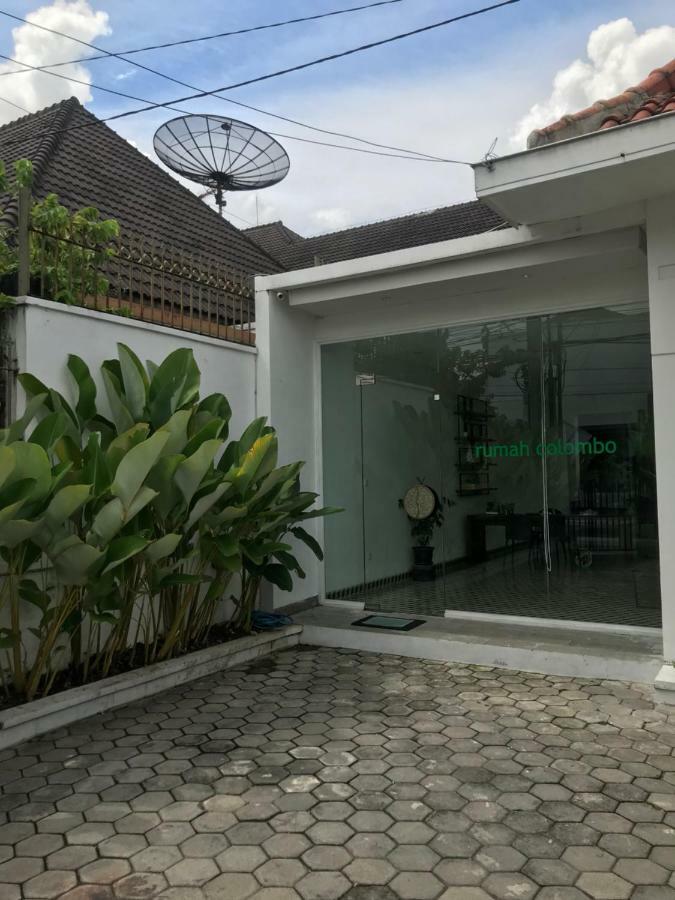 Reddoorz Plus @ Demangan Gejayan Pakualaman Buitenkant foto