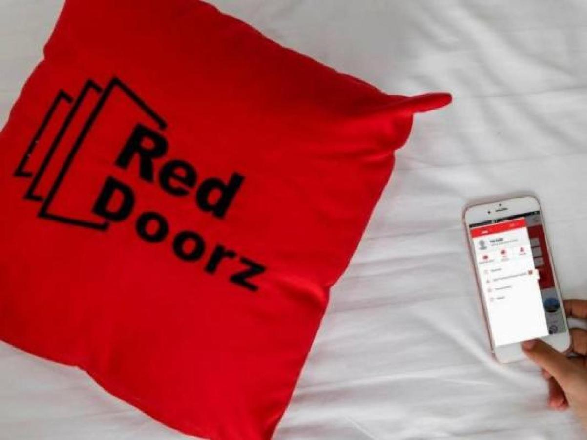 Reddoorz Plus @ Demangan Gejayan Pakualaman Buitenkant foto